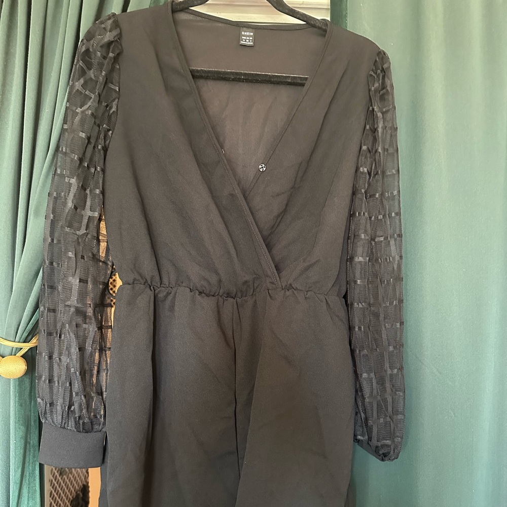 SHEIN med black shorts jumpsuit with belt